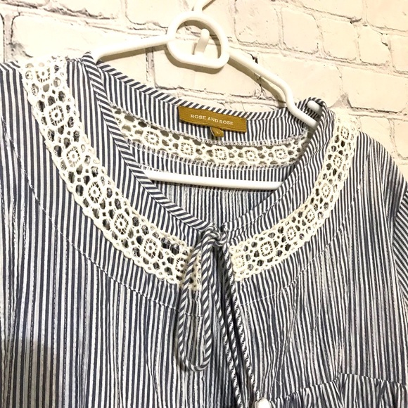 Rose and Rose Tie-Front Blouse - Picture 3 of 10